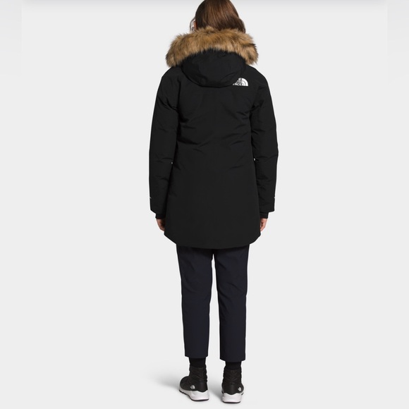 Women’s the North Face Outer boroughs Parka, Black, Medium - Picture 2 of 9